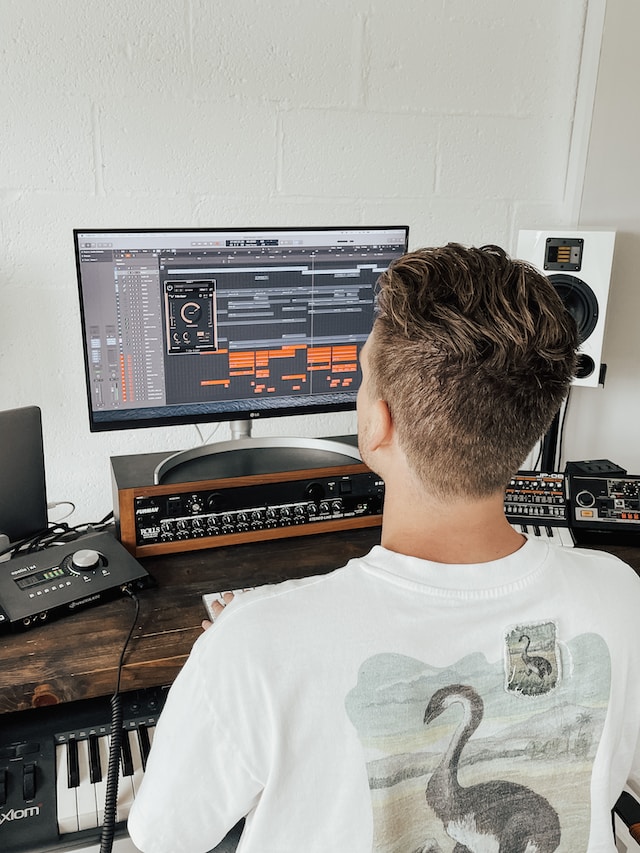 
Zero to Hero: A Beginner’s Guide to Producing Electronic Dance Music
