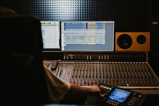 Unveiling the Beat: Navigating the Ethical Quandary of Ghost Producers vs. Artist Credit in EDM